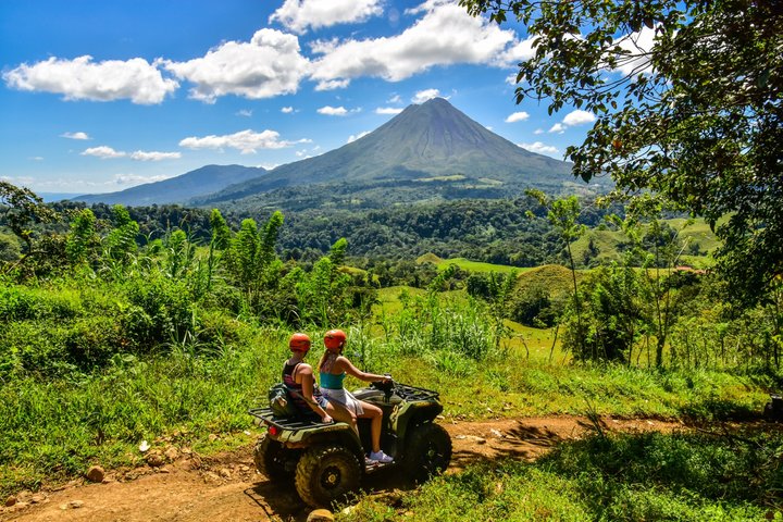 Tour Guiado en ATV por la Jungla y la Tribu Maleku