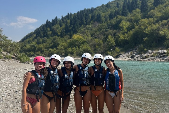 Vjosa Rafting Getaway : Forsränningstur i Vjosa River, Permet