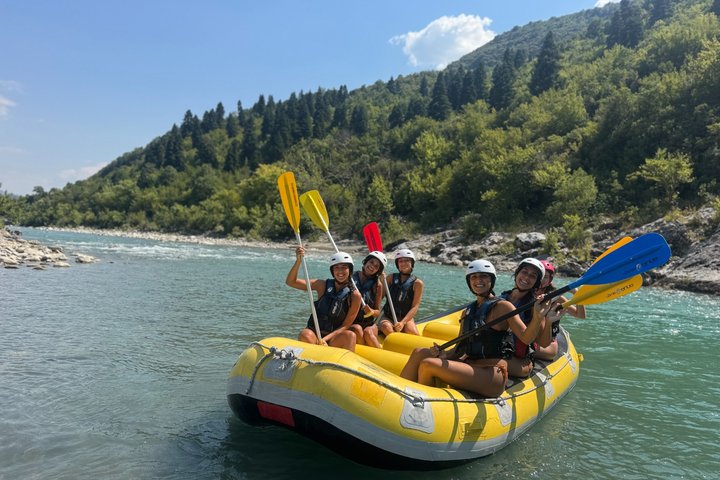 Vjosa Rafting Getaway : Forsränningstur i Vjosa River, Permet