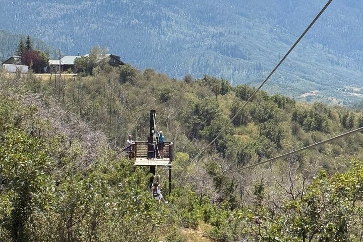 Aventura en tirolina en Steamboat Springs