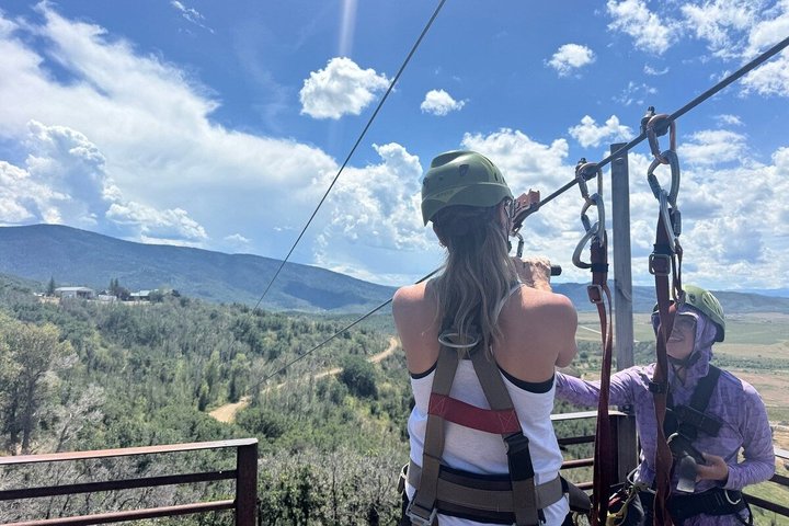 Aventura en tirolina en Steamboat Springs