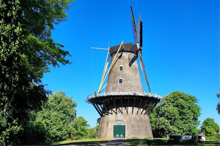 Gioco di detective in città e tour a piedi di Middelburg guidato autonomamente