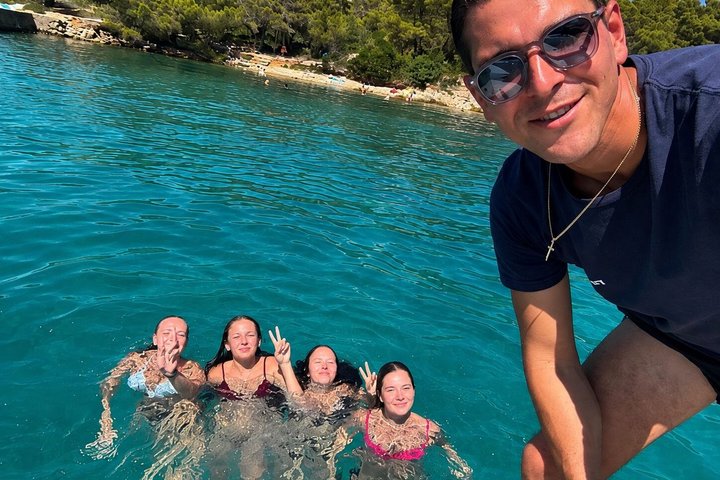 Zadar: 3 Eilanden Hopping Tour met snorkelen of zonsondergang boottocht