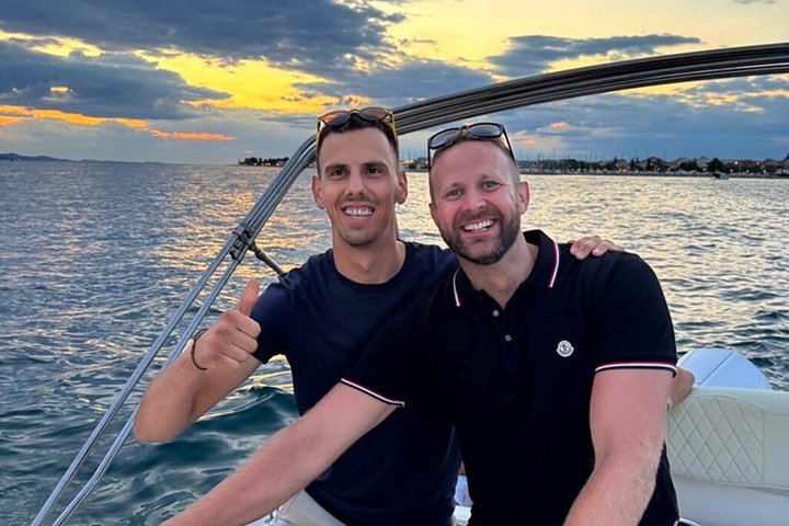 Zadar: 3 Eilanden Hopping Tour met snorkelen of zonsondergang boottocht