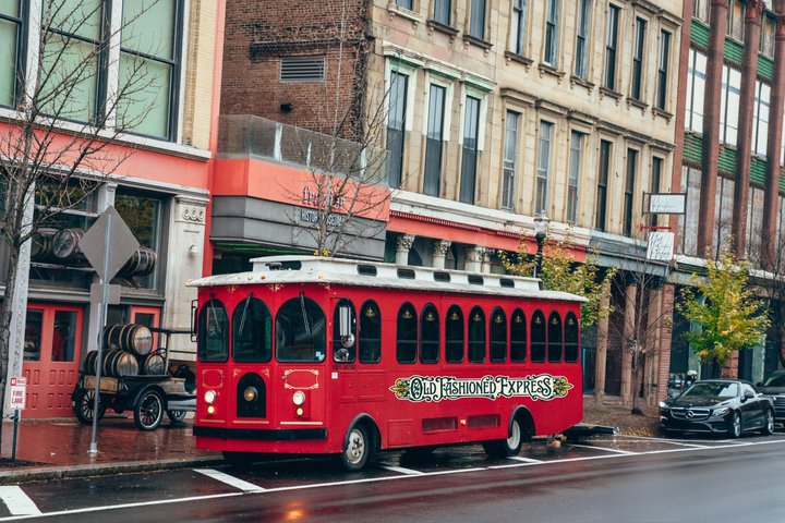 Louisville 3 - Stunde Bourbon Trolley Tour mit Destillerie & Verkostungen
