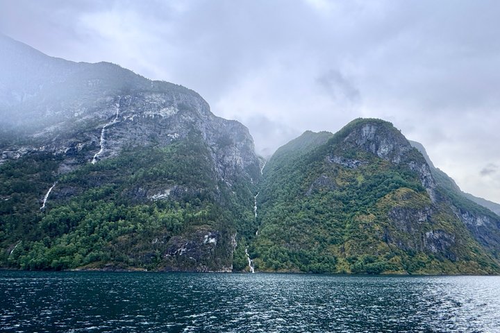 Cruzeiro de iate privado em Flåm e Gudvangen, Nærøyfjord