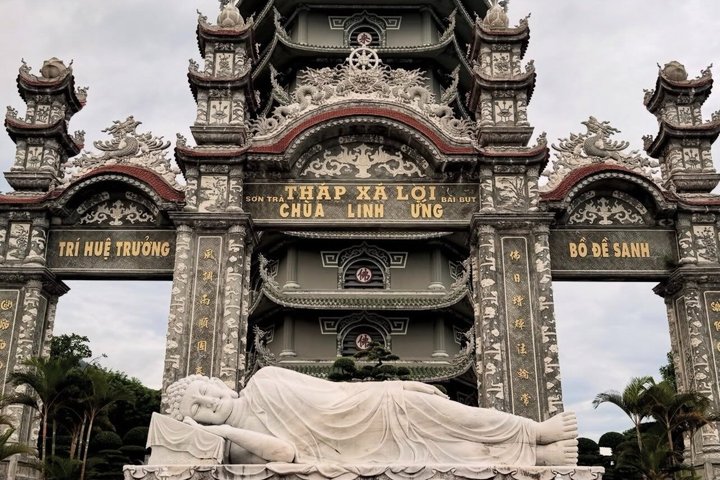 Coche privado Da Nang : Puente Dorado, Montañas de Mi Hijo & Mármol