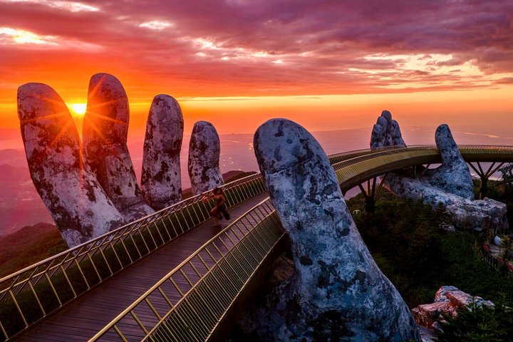 Coche privado Da Nang : Puente Dorado, Montañas de Mi Hijo & Mármol