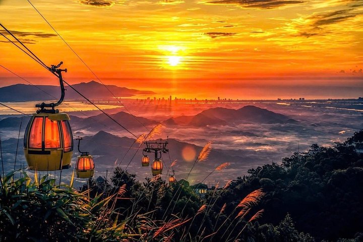 Coche privado Da Nang : Puente Dorado, Montañas de Mi Hijo & Mármol