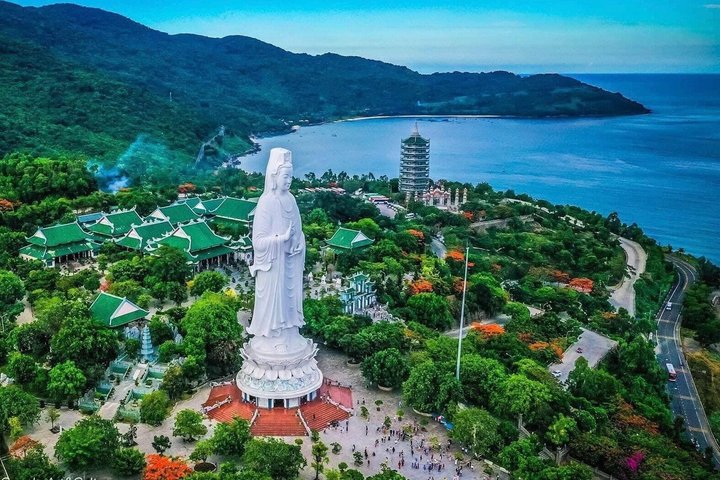 Coche privado Da Nang : Puente Dorado, Montañas de Mi Hijo & Mármol