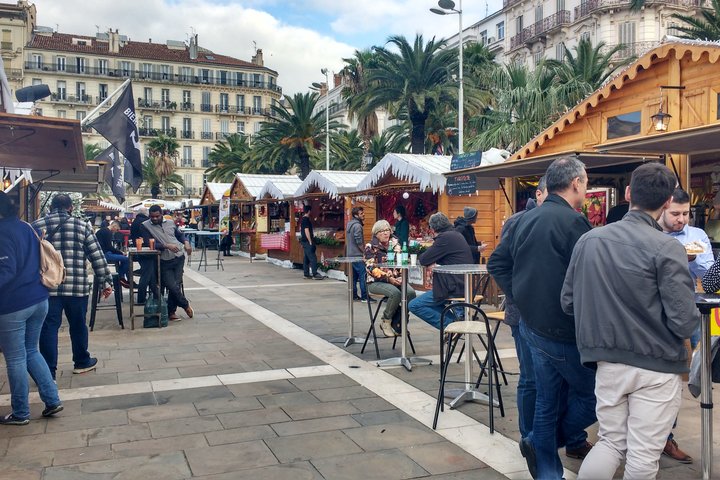 Visite guidée à Toulon : Port provençal et magnifique vieille ville