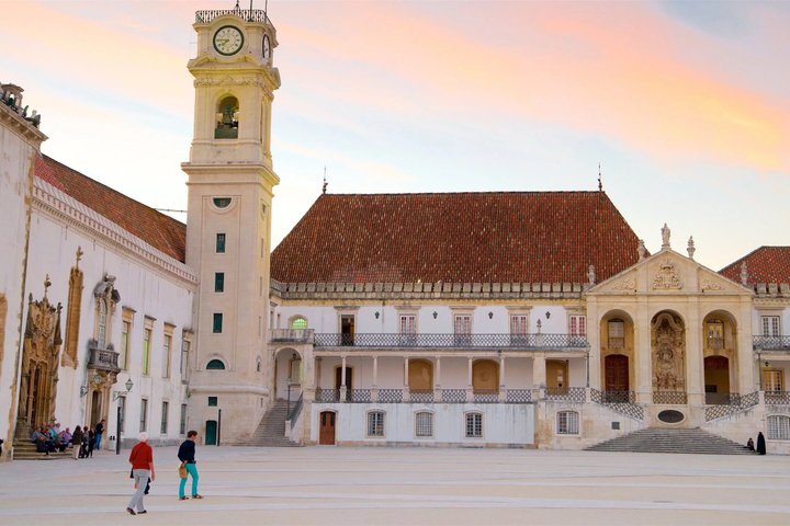 Tur i Coimbra universitet och Joanina-biblioteket + Biljetter