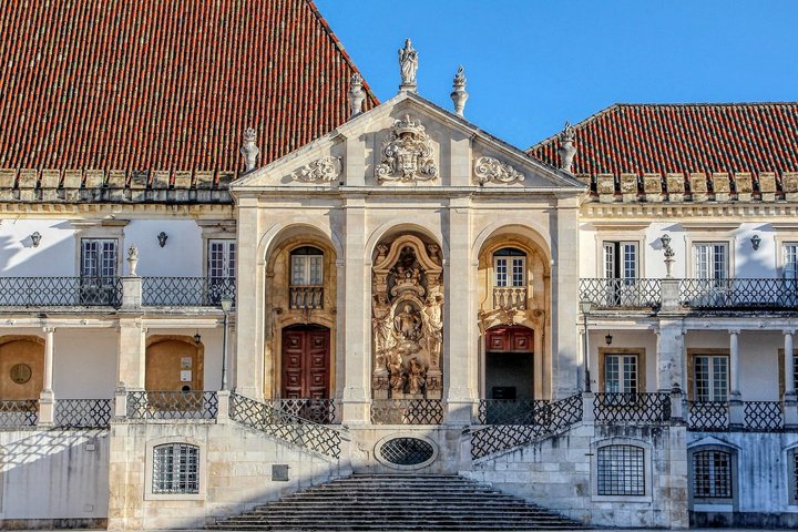 Tur i Coimbra universitet och Joanina-biblioteket + Biljetter