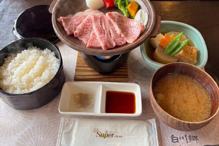 Shirakawago & Takayama busstur från Nagoya w / valfri lunch