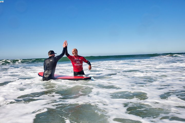 Lezione di surf di gruppo di 2 ore a Torquay sulla Great Ocean Road