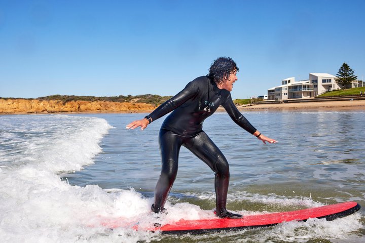 Lezione di surf di gruppo di 2 ore a Torquay sulla Great Ocean Road