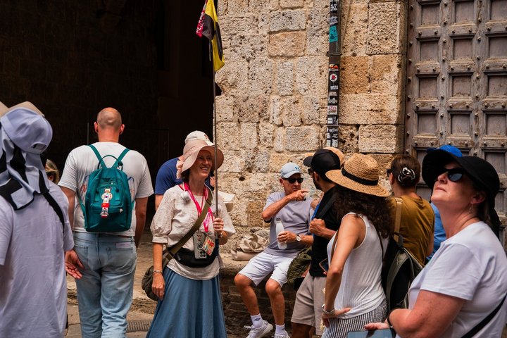 Pisa, Siena, San Gimignano met lunch en wijnproeverij bij een wijnmakerij