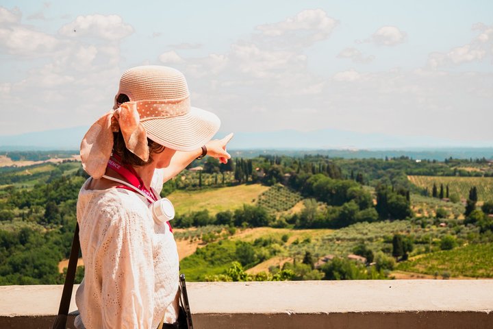 Pisa, Siena, San Gimignano met lunch en wijnproeverij bij een wijnmakerij