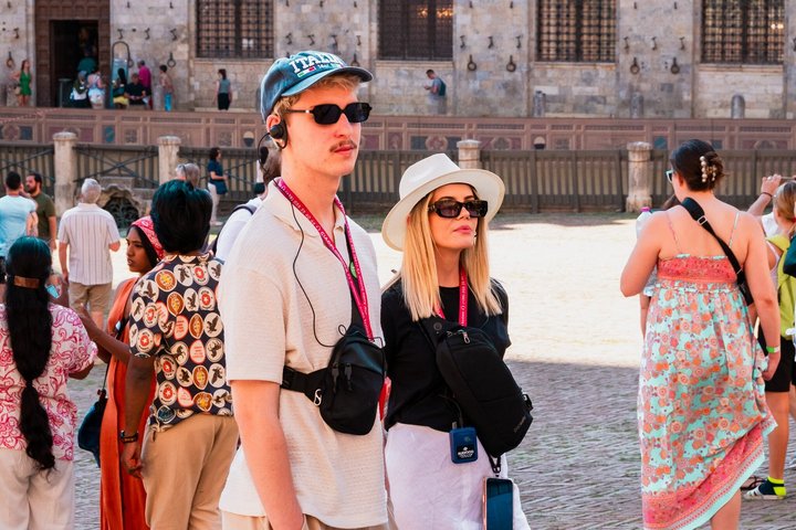 Pisa, Siena, San Gimignano met lunch en wijnproeverij bij een wijnmakerij