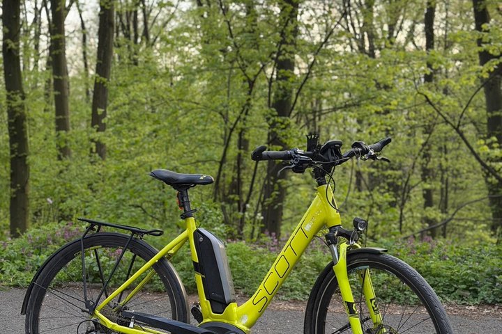 Belgrade E-Bike Tour: Power Glide!