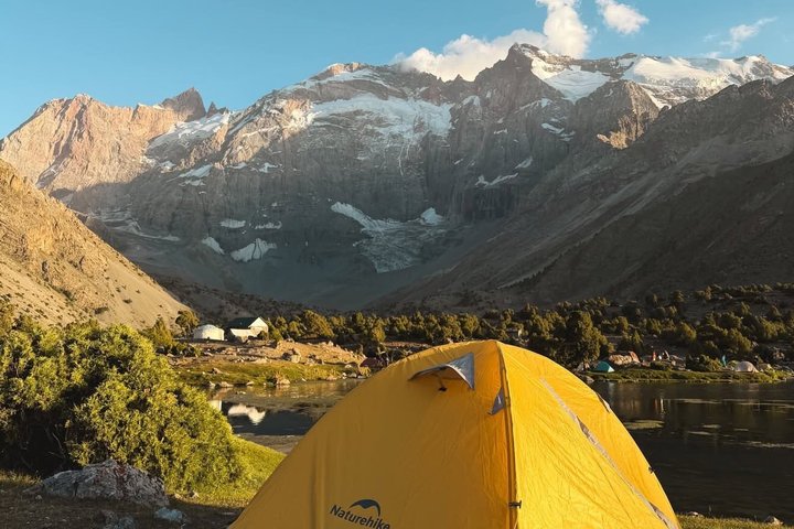Tadzjikistan : All Inclusive sju sjöar tur från Samarkhand