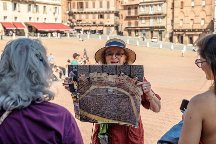 San Gimignano, Siena, Monteriggioni : Tour totalmente acompañado, almuerzo y cata de vinos