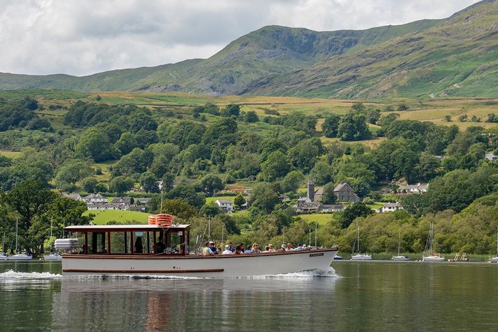 Beatrix Potter's Halve dag Lake District Tour inclusief Lake Cruise