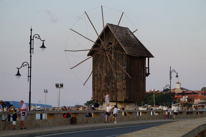 Nessebar: Audioguida Tour Nessebar con visita alla Cantina