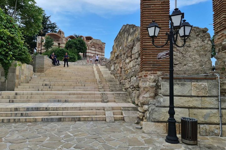 Nessebar: Audioguida Tour Nessebar con visita alla Cantina