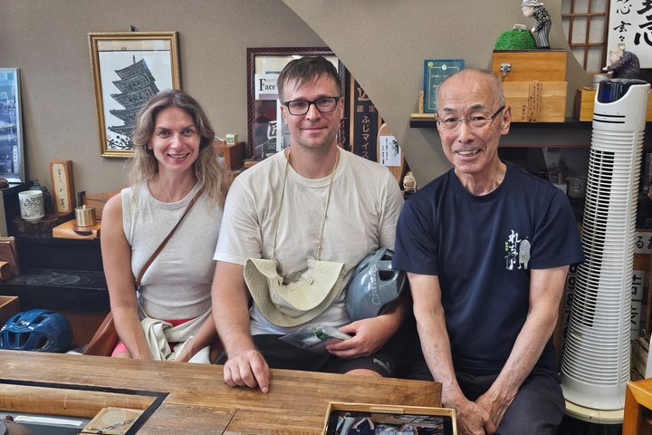 Mt. Fuji Private Guided E-Bike Tour : Fuji City