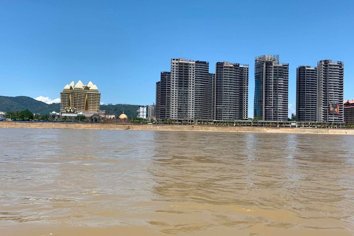 Gyllentriang Thailändsk Myanmar Laos gräns Khongfloden Gamla staden