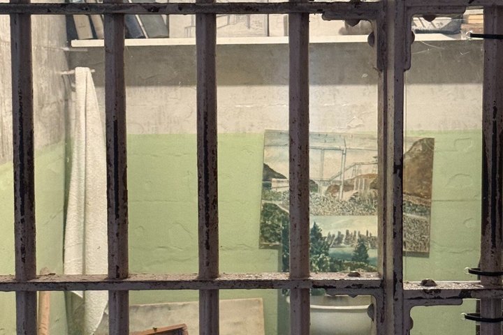 Tour interior de Alcatraz con ferry, audio gratuito y opción nocturna