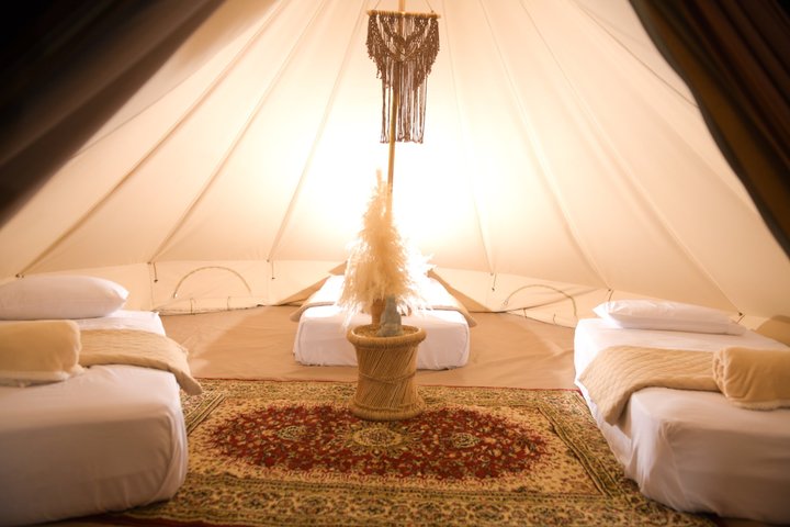 Duna Camp Desert Glamping i Huacachina med buggy och sandboarding