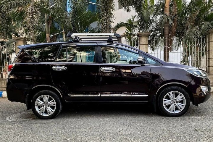 Privat transfer fra Santa Cruz til Santa Cruz flyplass med Standard Suv