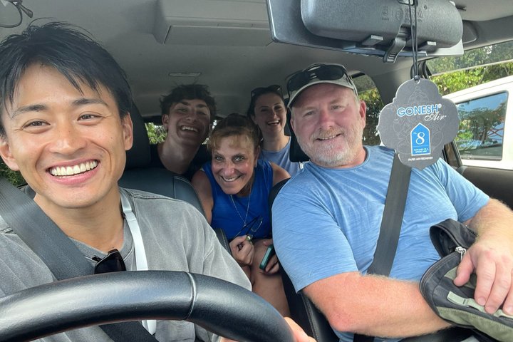 Tour en coche privado con guía local en Nagasaki