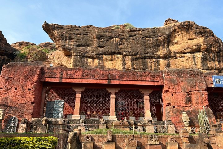 Tour Guiado de Patrimônio de Badami, Pattadakal e Aihole a partir de Hampi