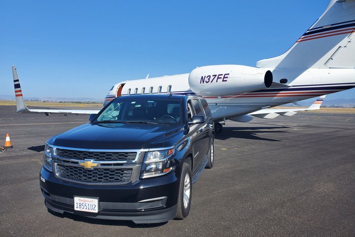 6 hour Luxury Sedan / SUV Private Wine Tour Napa or Sonoma Valley