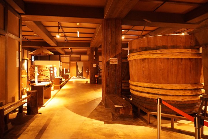 Kobe Sake Tour med Ekspert Guide: 3 + Bryggeri, Tastings Inkludert
