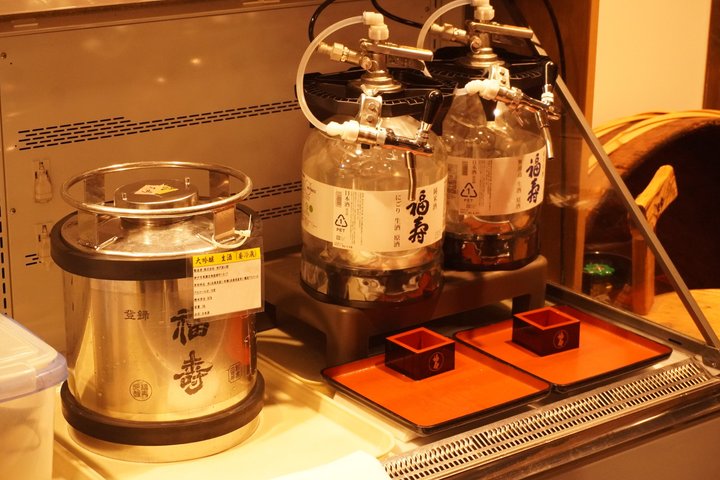 Kobe Sake Tour med Ekspert Guide: 3 + Bryggeri, Tastings Inkludert