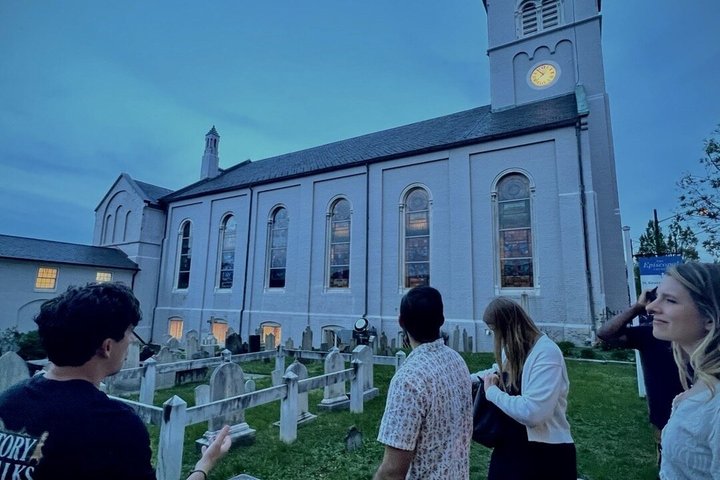 Visite fantôme d'Halloween à Fredericksburg avec accès maçonnique exclusif