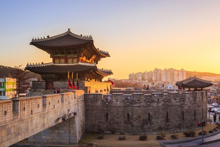 Hwaseong Fortress/Folk Village/Palace/Starfield Tour from Seoul