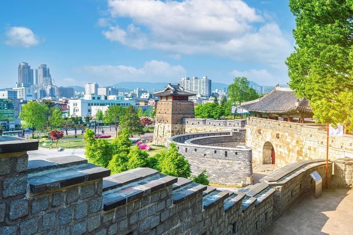Hwaseong Fortress/Folk Village/Palace/Starfield Tour from Seoul