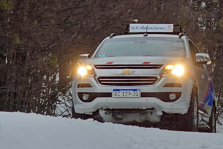 Lacs 4WD Off Road avec déjeuner au lac Fagnano depuis Ushuaia