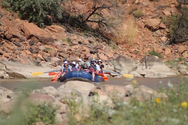 Moab Rivertrippers Escursione di rafting di mezza giornata sul fiume Colorado ~ DIVERTIMENTO!