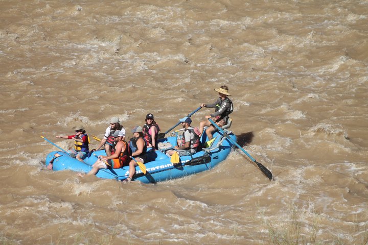 Moab Rivertrippers Escursione di rafting di mezza giornata sul fiume Colorado ~ DIVERTIMENTO!