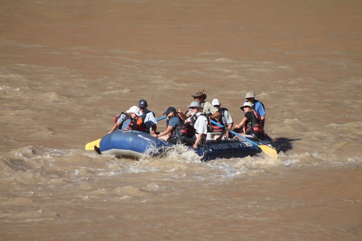 Moab Rivertrippers Escursione di rafting di mezza giornata sul fiume Colorado ~ DIVERTIMENTO!