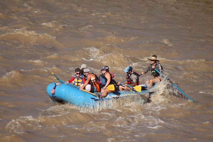 Moab Rivertrippers Escursione di rafting di mezza giornata sul fiume Colorado ~ DIVERTIMENTO!
