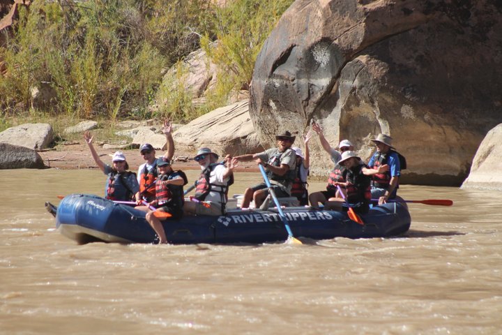Moab Rivertrippers Escursione di rafting di mezza giornata sul fiume Colorado ~ DIVERTIMENTO!