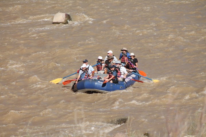Moab Rivertrippers Escursione di rafting di mezza giornata sul fiume Colorado ~ DIVERTIMENTO!