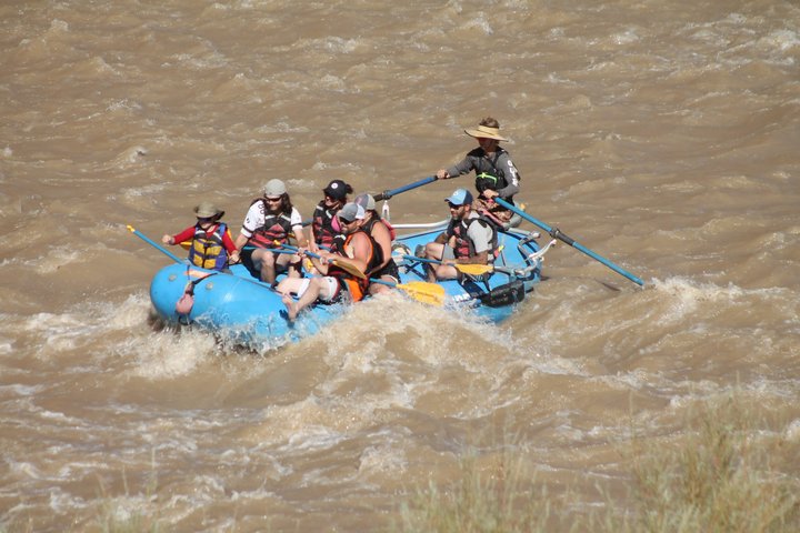 Moab Rivertrippers Escursione di rafting di mezza giornata sul fiume Colorado ~ DIVERTIMENTO!